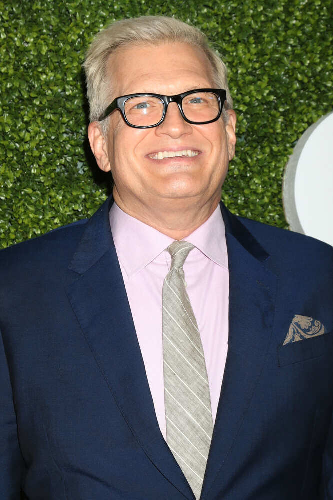 467774996 featured image Drew Carey's Mysterious Dinner Outing Raises Eyebrows Amid Personal Struggles