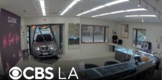 Robbery suspects crash SUV through Anaheim jewelry store's